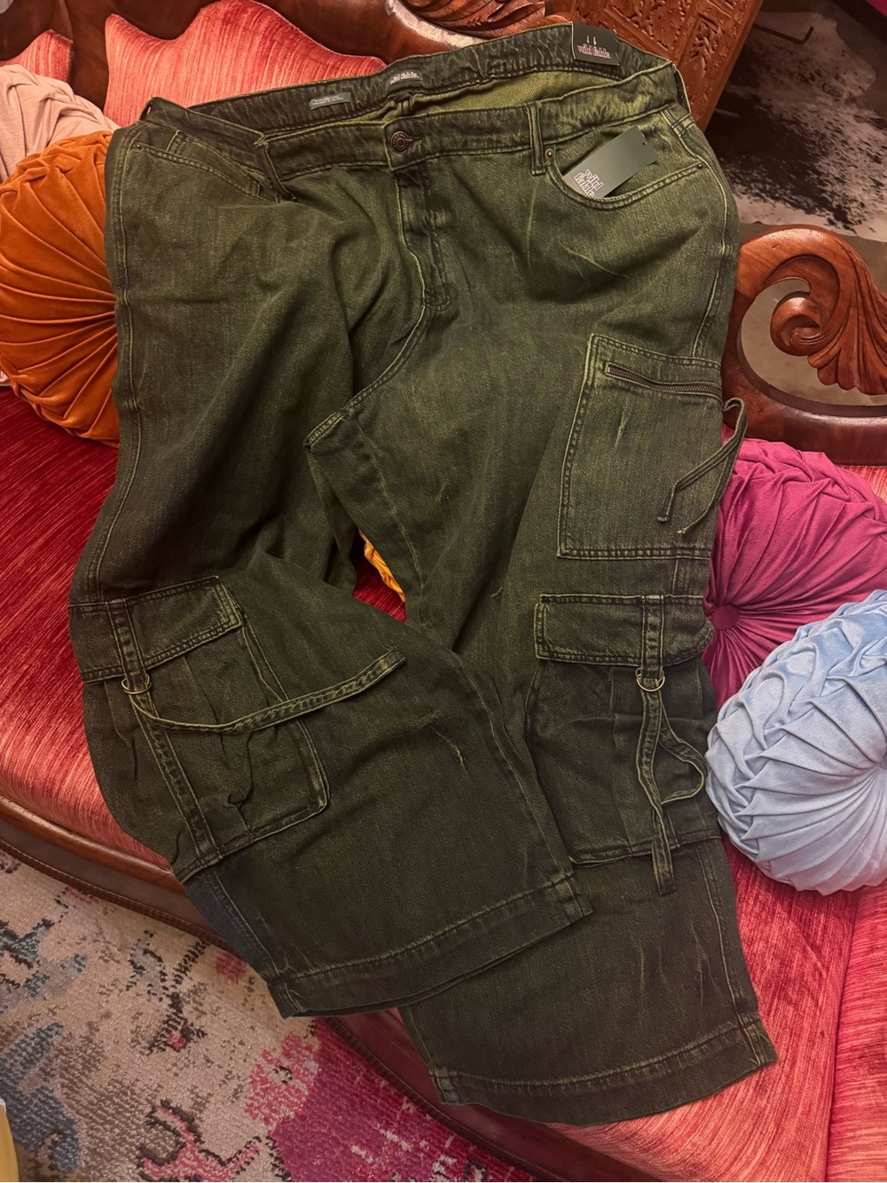 Ladies Green Wash Denim Cargo Pants by Wild Fable Size 24 New!!!